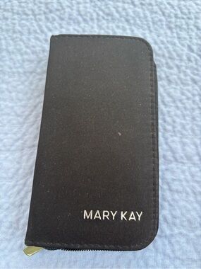 Mary Kay Black Zip-Around Phone Wallet Case with Logo